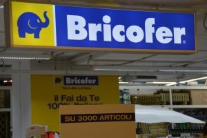 La Carta Vantaggi di Bricofer: Un Must per gli Amanti del Bricolage.