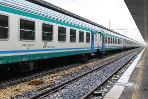 Il Programma Fedeltà di Trenitalia: CartaFRECCIA, dai Punti ai Biglietti Premio.